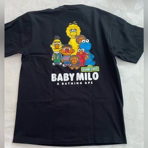 Bape Baby Milo Sesame Street T-Shirt SZ Large